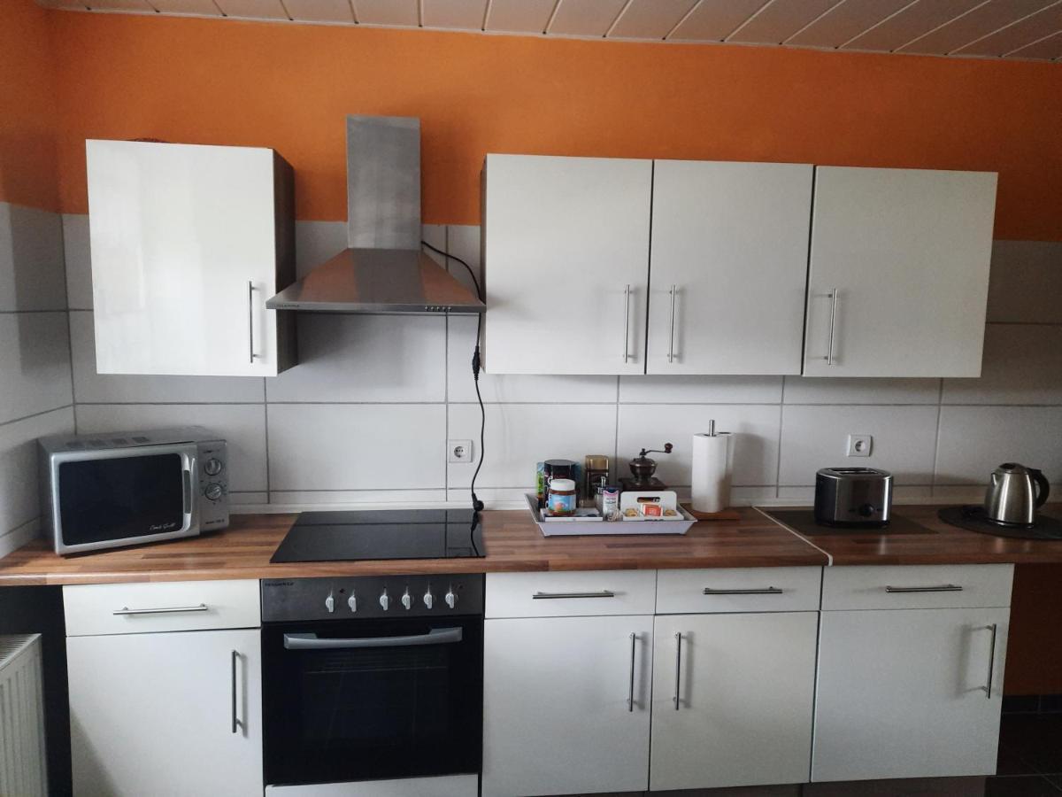 Joys Ferienwohnung Оберхаузен Екстериор снимка