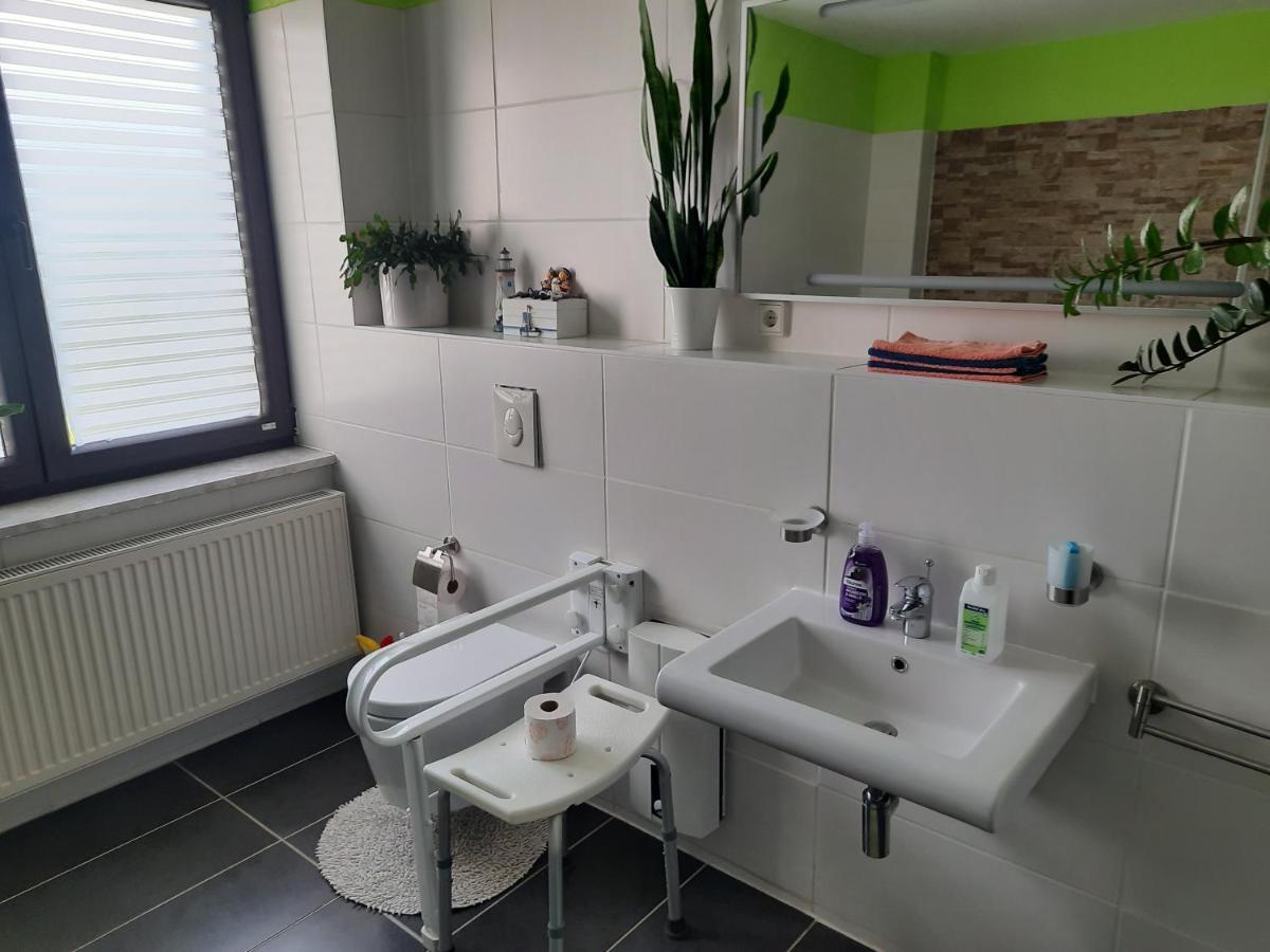 Joys Ferienwohnung Оберхаузен Екстериор снимка