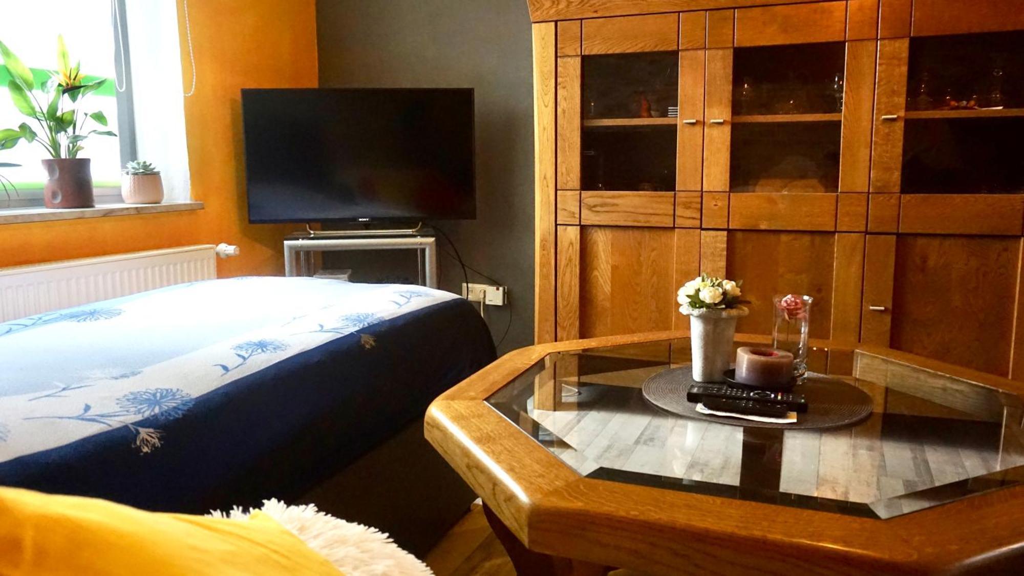 Joys Ferienwohnung Оберхаузен Екстериор снимка